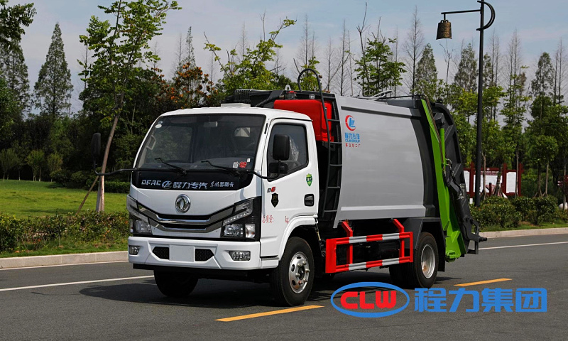 6方压缩垃圾车（东风小多利卡）