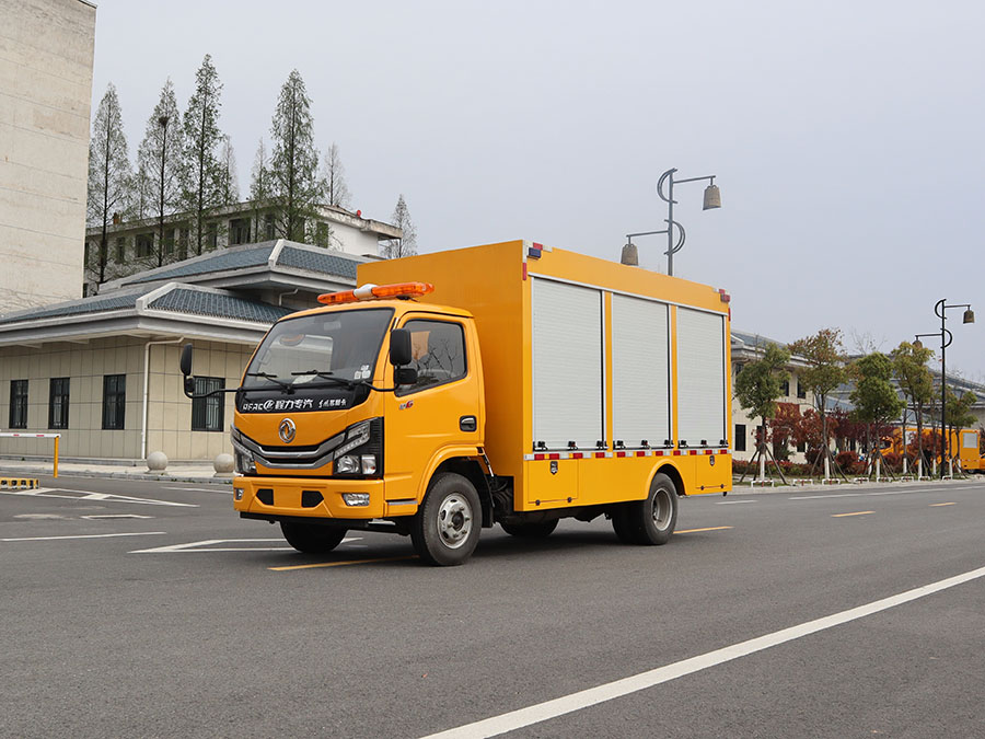 东风多利卡100kw电源车