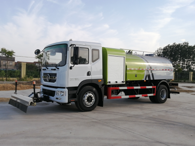 CL5180GQXBEV型纯电动清洗车