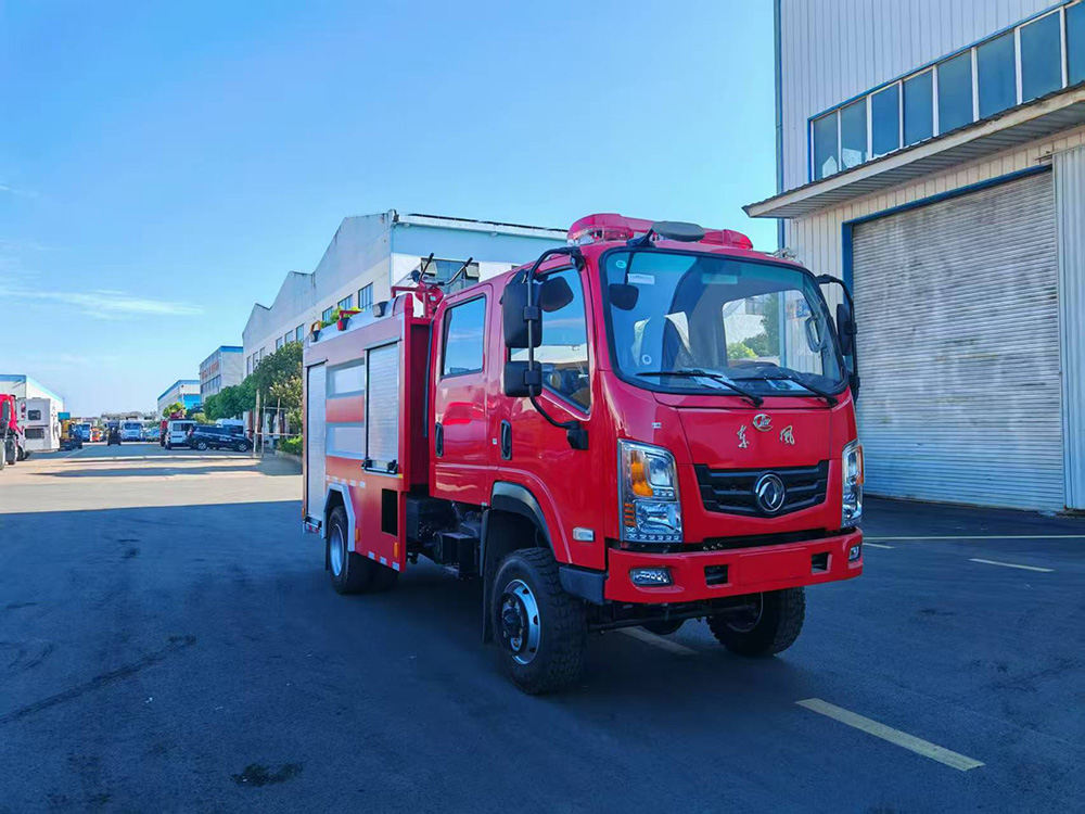 东风3.5吨四驱消防车
