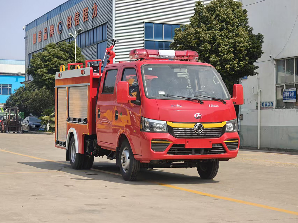 东风途逸消防车