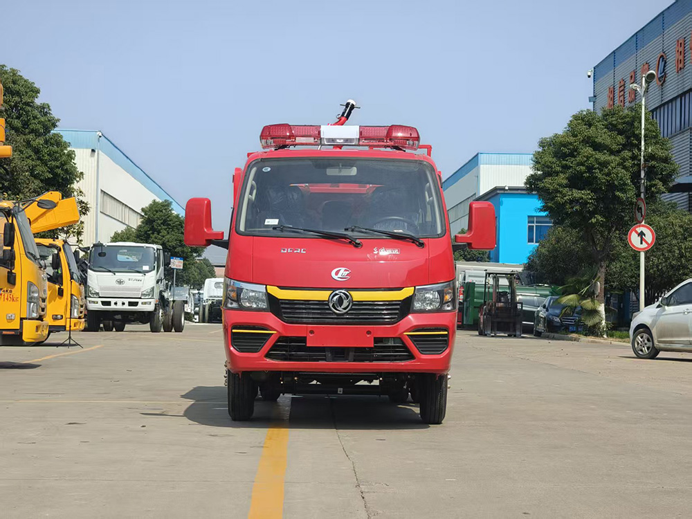东风途逸消防车