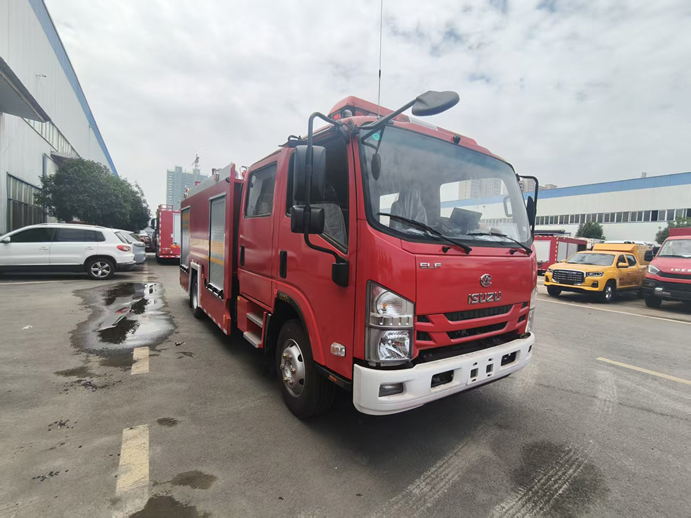 五十铃3.5吨消防车