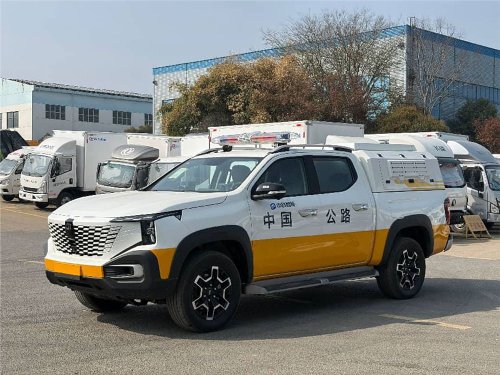 无人机智能公路巡检指挥车